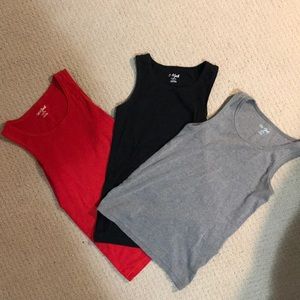 3x tank top bundle